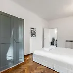 Via Torino Heart -apartment In The Heart Of *